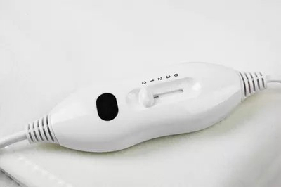 Ngrohëse elektrike krevati ECG ED-8036, 150 x 80 cm, 3 nivele temperature, e bardhë