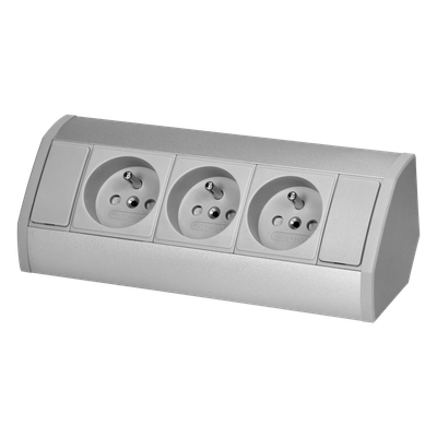 Prizë mobiljeje Orca 3x2P+E, 3680W, IP20, argjend