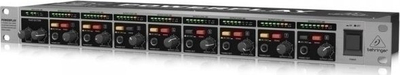 Amplifikator kufjesh Behringer Powerplay Pro-8 HA8000, 8 kanale stereo, për raft (rack), ngjyrë argjendtë