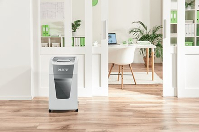 Grirës dokumentesh Leitz IQ Office 300 P4, automatik 300 fletë, kosh 60L, gri