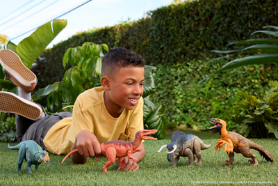Figurë dinosauri Jurassic World Spiclypeus Rebirth, 28 cm, me zë, shumëngjyrëshe