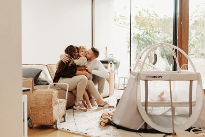 Hark lodrash AeroMoov Travel Cot, edicioni 2022, gri Rock, gri