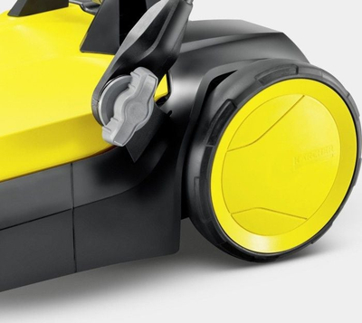 Fshesë dore Karcher Sweeper S 4 TWIN 2IN1, gjerësi e madhe pune, dorezë e rehatuar