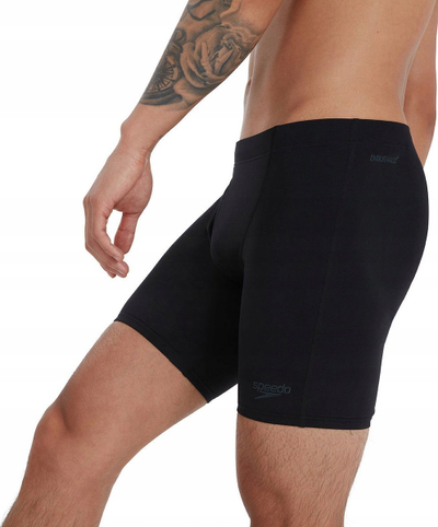 Rroba banje Speedo Endurance+ Mid Jammer për burra, që s’i bën përshtypje klori, të zeza