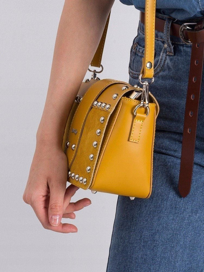 Çantë crossbody për goca Rovicky, lëkurë natyrale, me thumba, e verdhë
