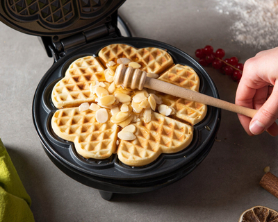 Aparat waffle First Austria 5300-1, 700W, 5 zemra, i bardhë