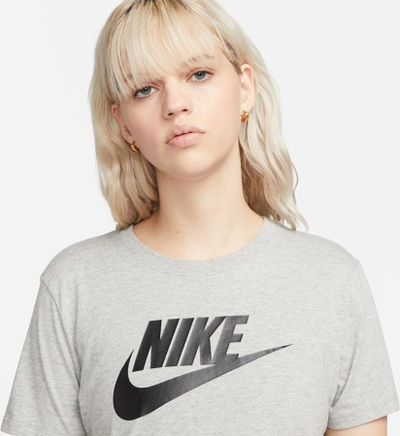Bluza Nike Sportswear Essentials Logo Tee, për goca, pambuk, gri e errët