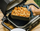 Koshi për skarë Ninja XSKCRISPBTEUK Woodfire BBQ Combo Crisper, jo-ngjitës, për patate dhe garnitura, i zi