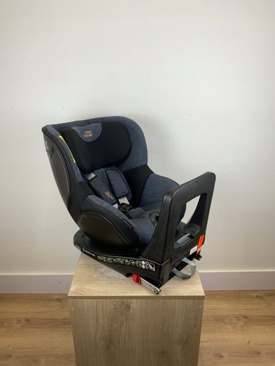 Uleëse makine Britax Romer Dualfix Pro M i-Size, ISOFIX, rrotulluese 360°, e zezë