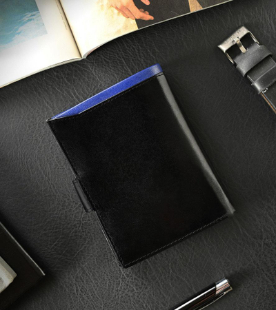 Portofol për meshkuj Ronaldo, lëkurë natyrale, RFID, i zi me insert blu