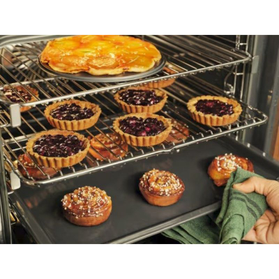 Furrë e integruar Electrolux LOE8H39Z, 72L, klasë energjie A+, e zezë