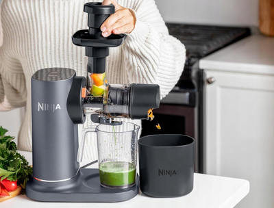 Shtrydhëse frutash Ninja JC151EU, cold press, motor i qetë, ngjyrë e zezë