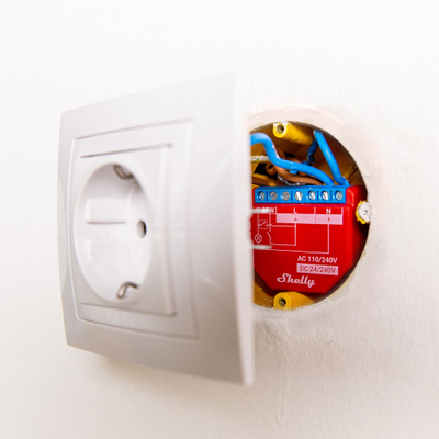 Ndërprerës rele me matës Shelly Plus 1PM - i menaxhueshëm me WiFi dhe Bluetooth për Smart Home