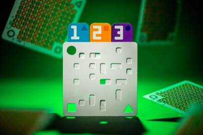 Lojë tavoline Lucky Duck Games Turing Machine, me llogjikë dhe deduksion, për 1 deri 4 lojtarë, shumëngjyrëshe