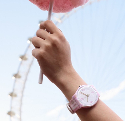 Orë dore Swatch Pinkquarelle SUOW151