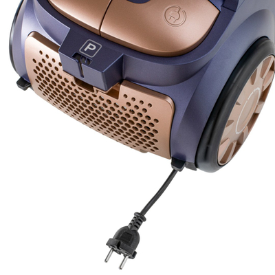 Fshesë me korent Adler AD 7076, 700W, 3.5L, lejla