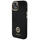 Kapak telefoni Guess Liquid Silicone për iPhone 15, me logo metalike, i zi