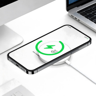 Karikues pa tela me stand 4smarts Qi2, USB C, 25W me adapter muri 30W, i bardhë