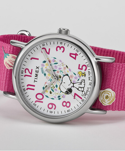 Orë dore për femra Timex Peanuts TW2W831006B, rozë
