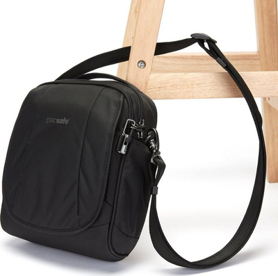 Çantë Pacsafe Metrosafe LS200 ECONYL, e zezë