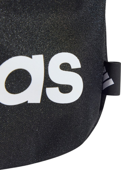 Çantë adidas Linear Org JE8341, me zinxhir, materiale të ricikluara, e zezë