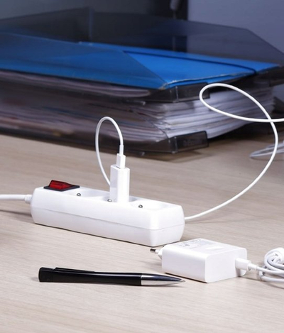 Prizë dyfishe me USB Plastrol R-2CA/B, 2x dalje, porta USB A dhe USB C, e bardhë gri