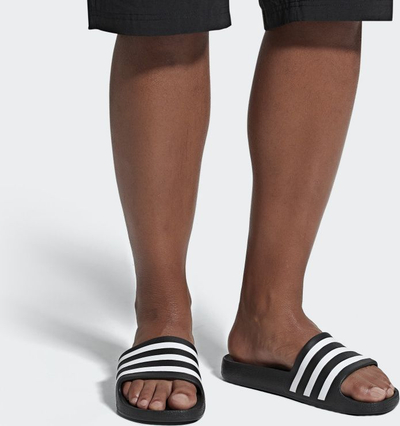Shapka Adidas Adilette Aqua F35543, Cloudfoam, për pishinë edhe dush, të zeza