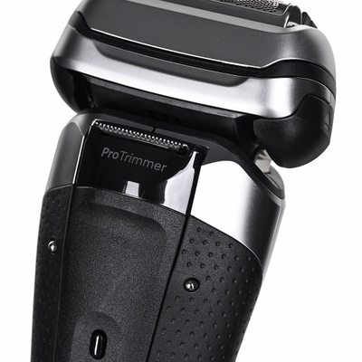 Rrojë elektrike Braun Series 9 Pro+ 9667CC, stacion Clean and Charge, e argjendtë