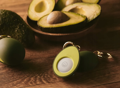 Силиконски футроло Elago Avocado за Епл ЕрТаг, дизајн авокадо, зелена