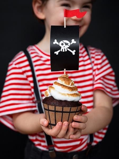 Set dekorimi për muffin Pirate, 18 pjesë, për 6 muffin ose cupcake