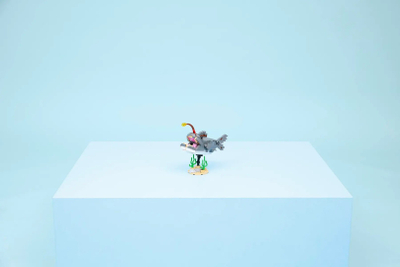 Lojëra me tulla LEGO Creator 31131 Fierce Shark, set ndërtimi 3 në 1, me arkë thesari