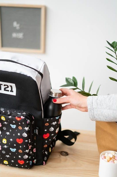 Çantë shkolle BT21 Cool Collection, me xhepa anash, lidhet me trolley, e zezë