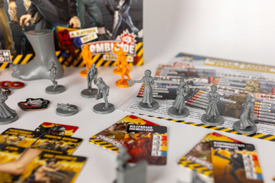 Zgjerim loje tavoline CMON Zombicide 2nd Edition Monty Pythons Flying Circus, për 1 deri 6 lojtarë, koha e lojës 60 deri 120 minuta, shumëngjyrësh