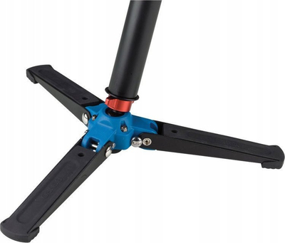 Monopod Benro A38FD, alumin, 4 seksione, me bazë me 3 këmbë, ngjyrë e zezë