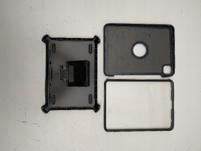 Заштитна маска OtterBox Defender за Apple iPad Pro 11", 2/3 генерација, црна
