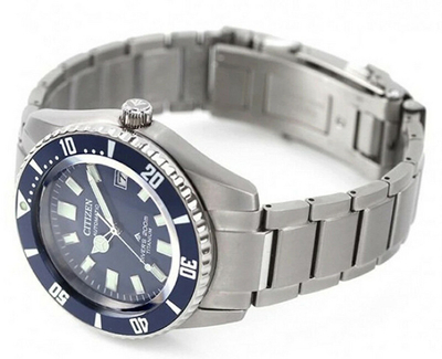Orë dore Citizen Promaster Marine Automatic Diver's Super Titanium NB6021-68L