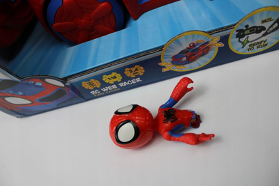 Makinë lodër me telekomandë Dickie Toys Spidey Web Racer, 1:18, elektrike, e kuqe blu