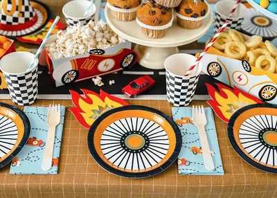 Kuti snack kartoni Cars, set me 3 copë, me makina garuese, shumëngjyrëshe