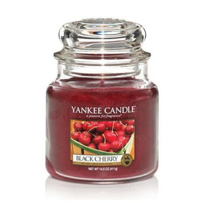 Qiri aromatik Yankee Candle Classic Black Cherry, 411 g