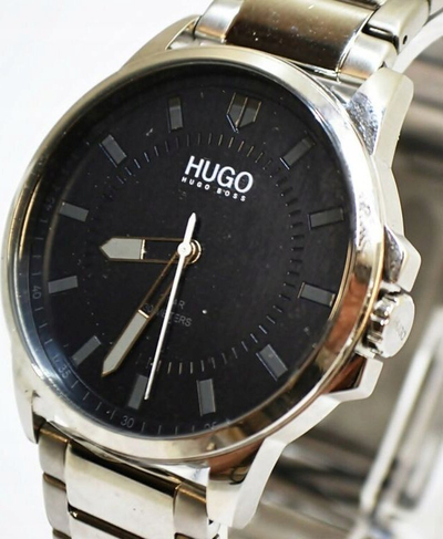 Orë dore për burra Hugo HUGO First, çelik inox, 3 ATM, ngjyrë argjendi