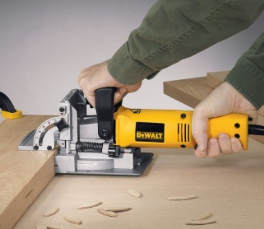 Makinë zdrugduese Dewalt, 600W
