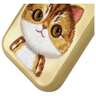Kapak telefoni Nimmy Big Eyed Pet 2.0 Cat për iPhone 16 Pro, 6.3", khaki