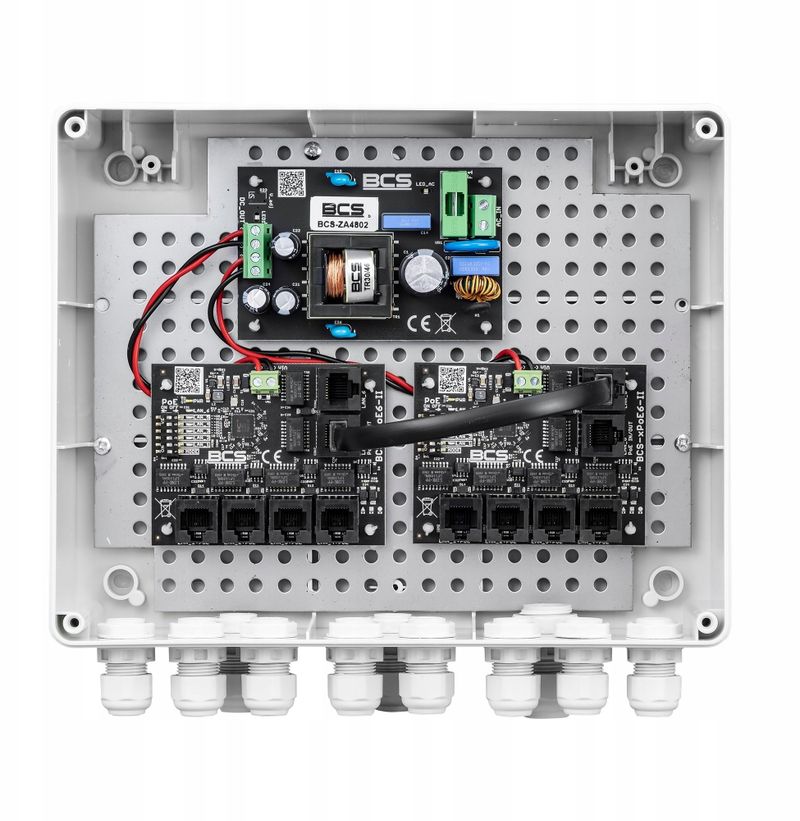 Kabinet IP për kamera BCS IP8/Z/ES, panel shpërndarës PoE, strehim plastik, i bardhë