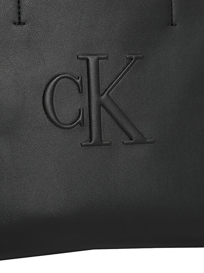 Çantë dore për femra Calvin Klein mCK5407, e bardhë