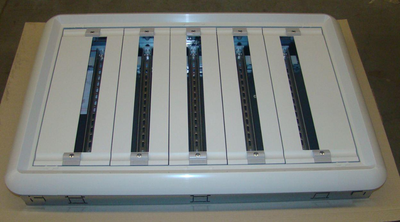 Panel shpërndarës i integruar Legrand 020065, 5x24 module, për montim në mur, i bardhë