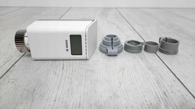 Kokë termostatike Bosch EasyControl Wireless, e zgjuar për radiator, me ekran dixhital, e bardhë