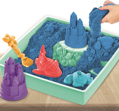 Set rërë kinetike Spin Master Kinetic Sand Sandbox, tabaka me dy kate, rërë blu