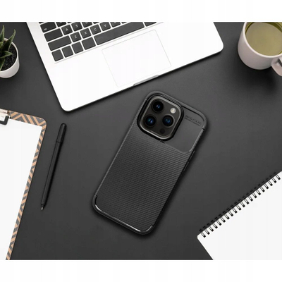 Maskë mbrojtëse Apple iPhone 16e Carbon Premium, TPU, antirrëshqitëse, e zezë