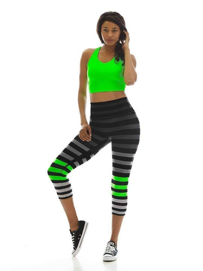 Leggings capri për goca, model Erika Stripe, me bel të lartë për sport, me vija gri e të zeza me detaje jeshile neon