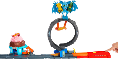 Set loje Hot Wheels City Bat Loop Attack, pistë garash me makinë 1:64, me ngjyra
